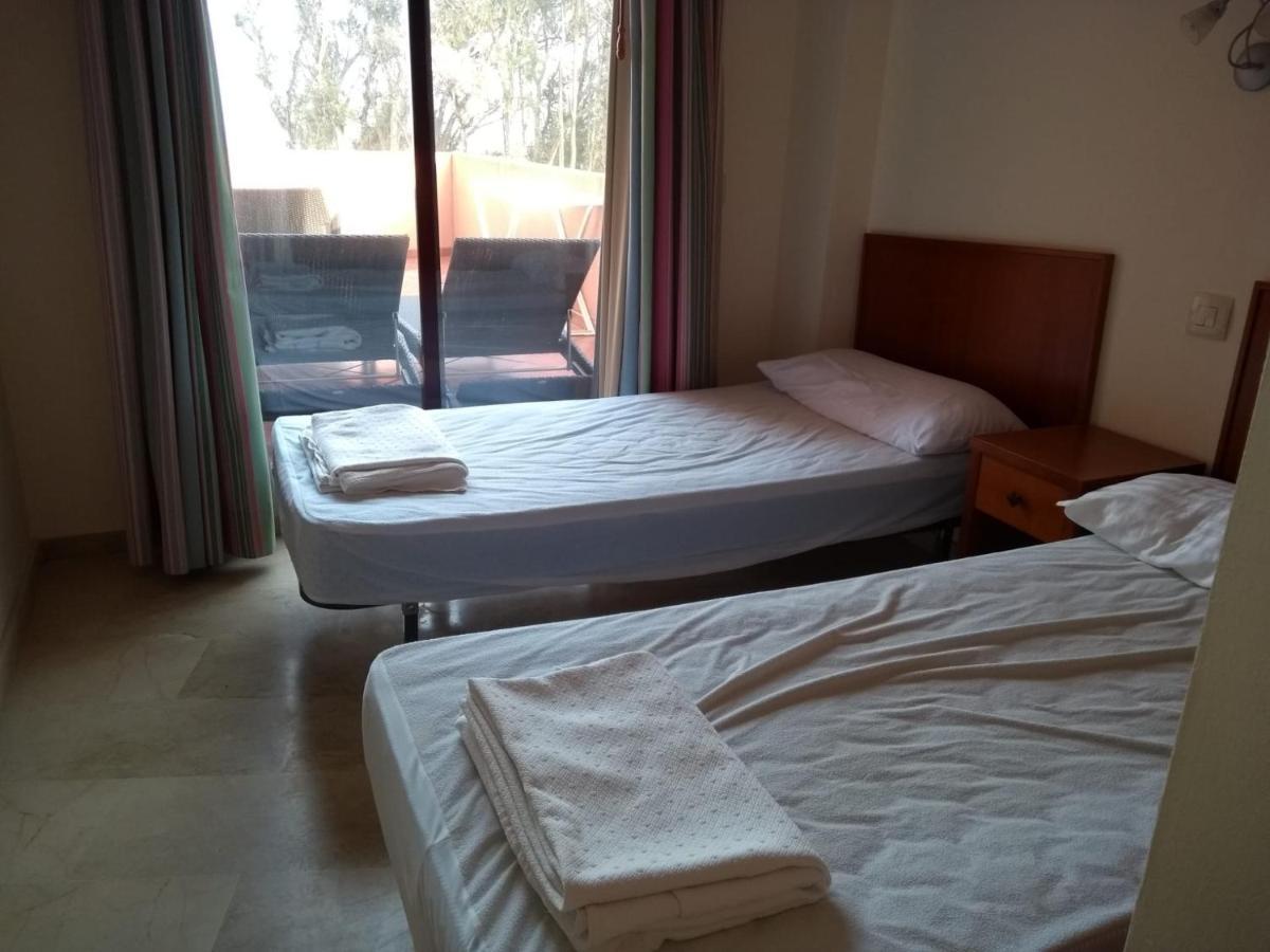 Apartamentos Don Juan มานิลบา ภายนอก รูปภาพ