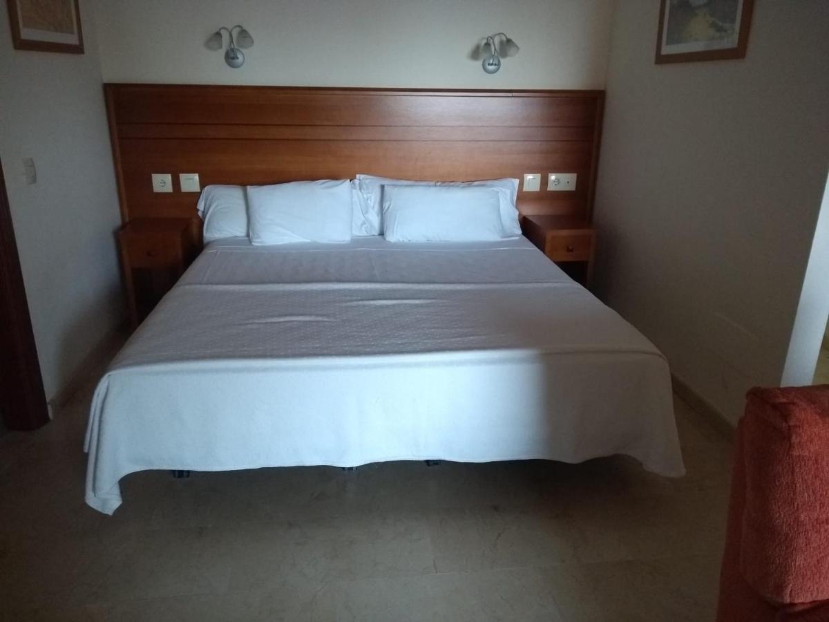 Apartamentos Don Juan มานิลบา ภายนอก รูปภาพ